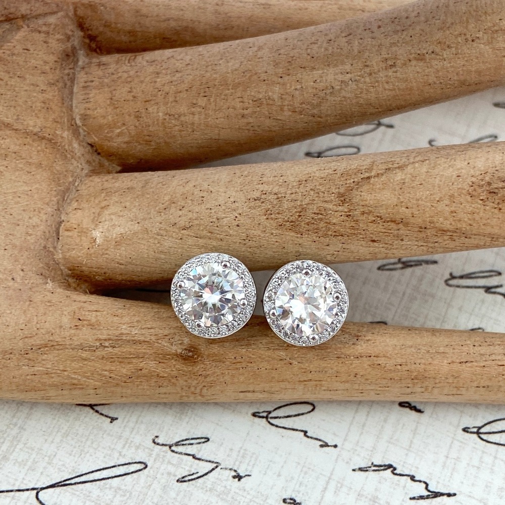 925 Sterling Silver 1CT 6.5mm Moissanite‎ Halo Stud Earrings 2CT TW